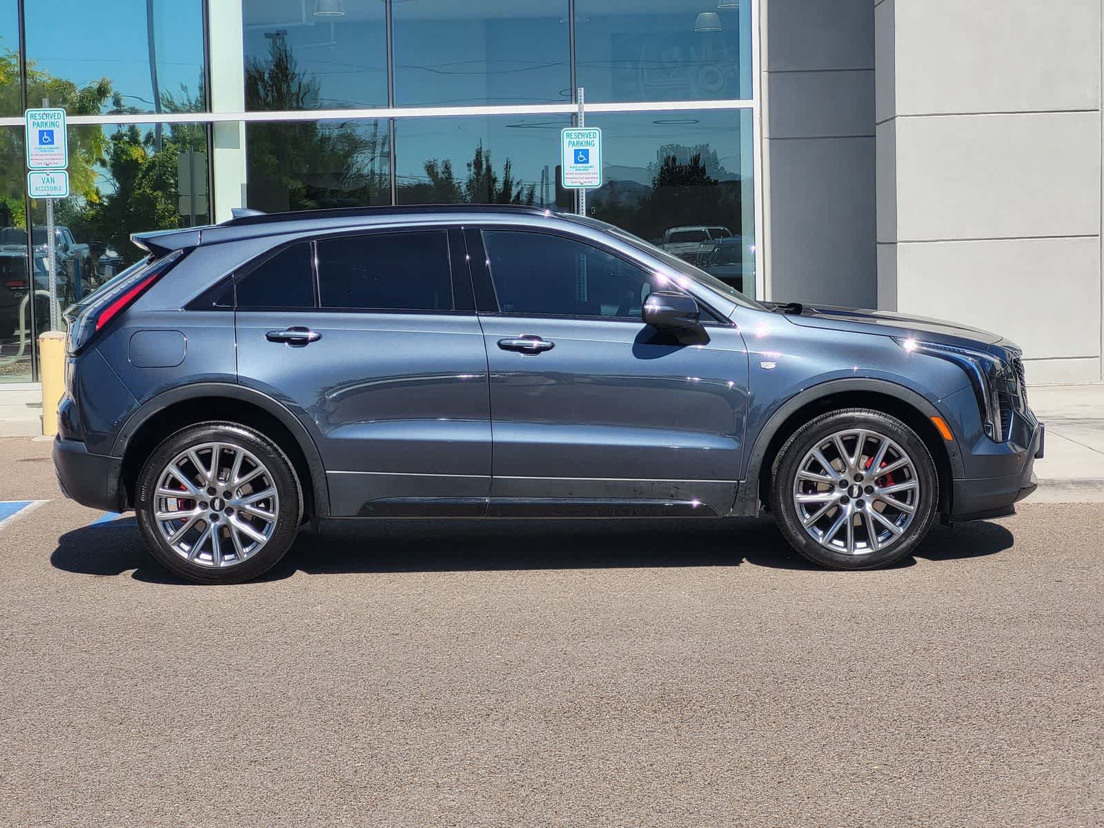 Used 2021 Cadillac XT4 Sport FWD image 4
