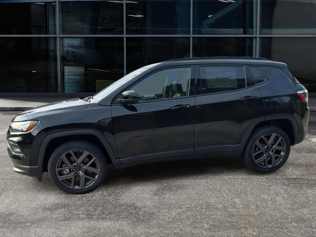 New 2026 Jeep Compass Latitude AWD/4WD image 3