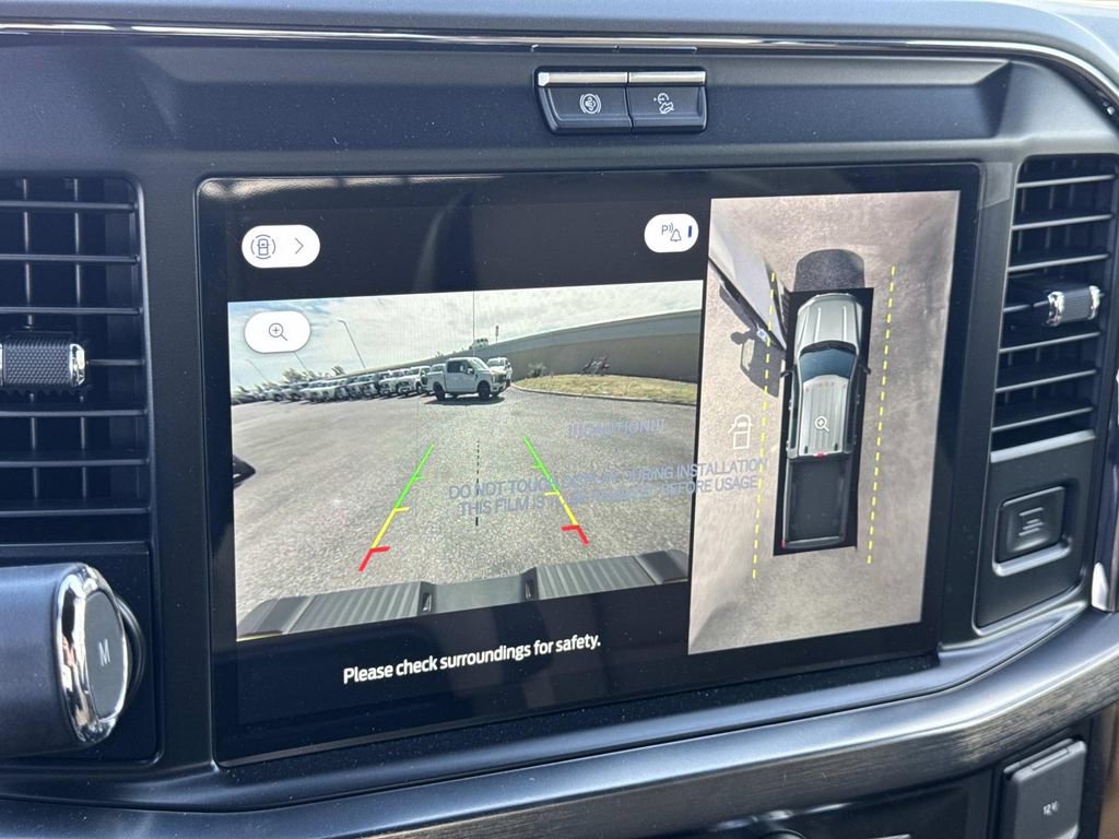 New 2025 Ford F350 Lariat w/ Lariat Ultimate Package AWD/4WD image 15