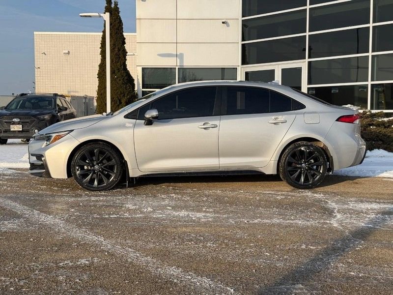 Used 2024 Toyota Corolla SE image 6