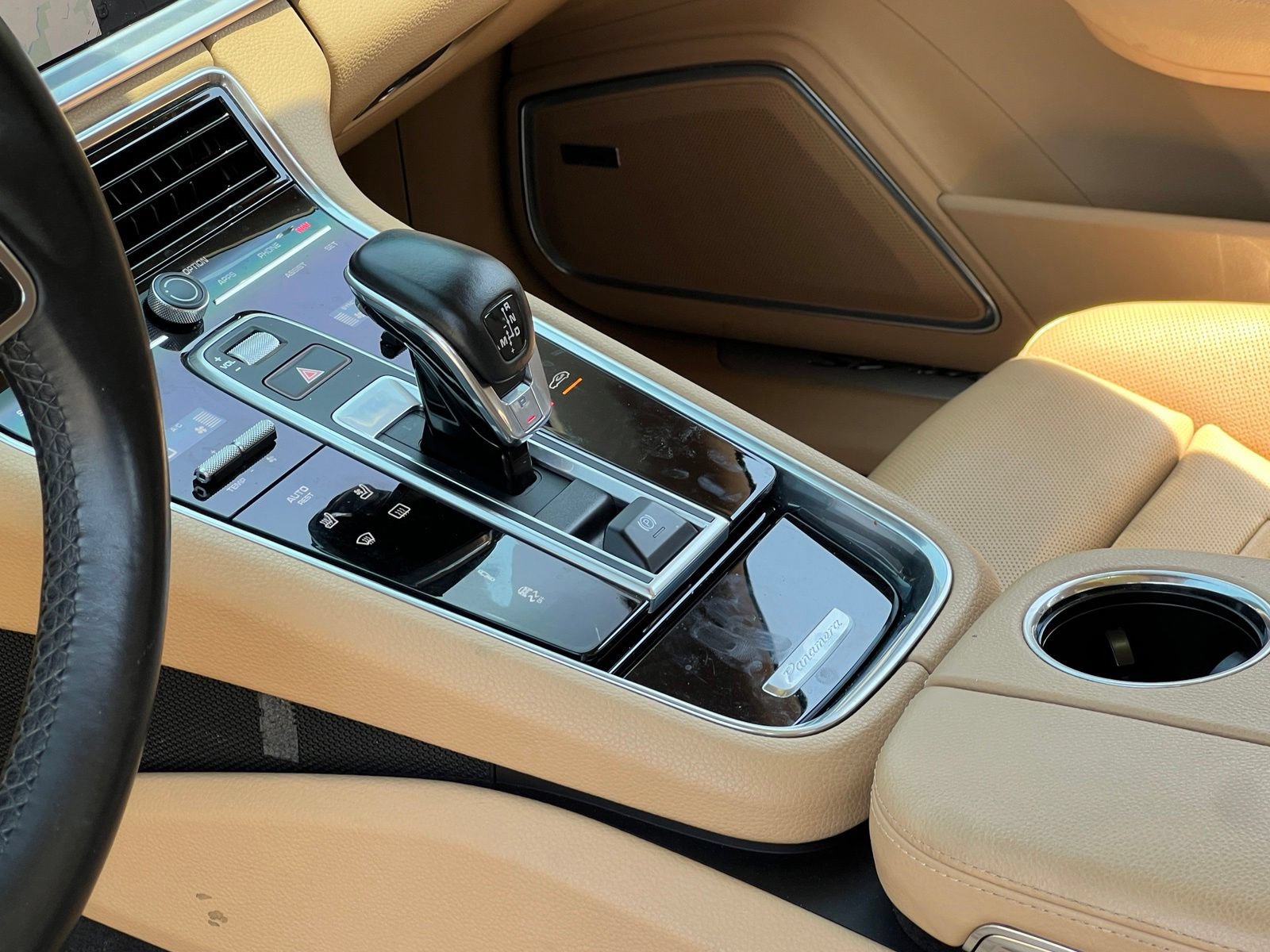 Certified 2018 Porsche Panamera 4S AWD/4WD image 32