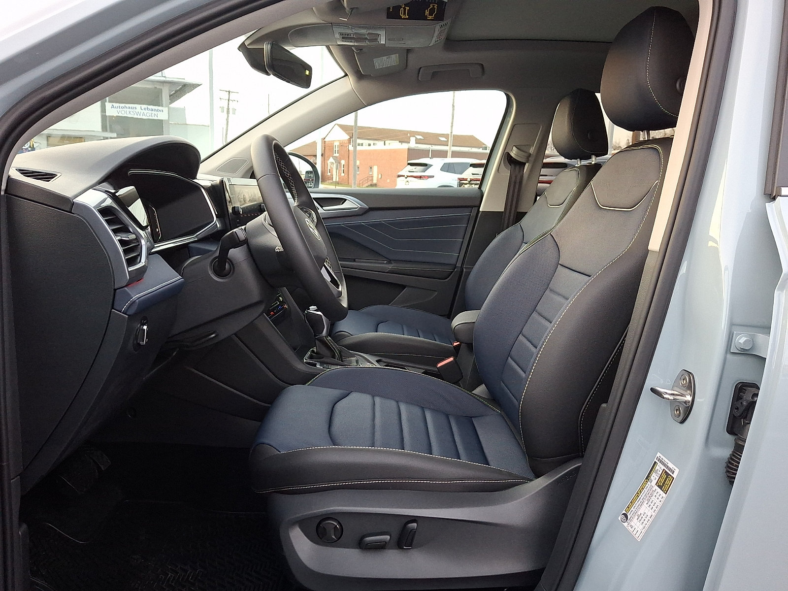 New 2026 Volkswagen Taos SEL AWD/4WD image 7