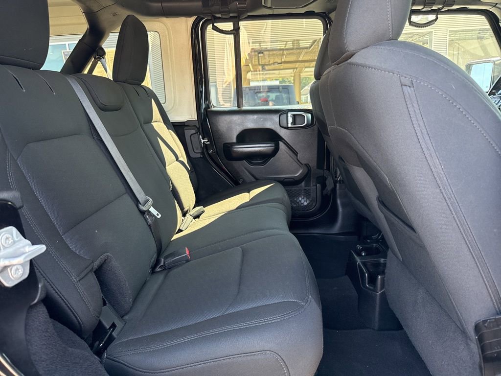Used 2019 Jeep Wrangler Unlimited Sport S image 27