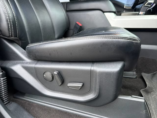 Used 2019 Ford F150 Lariat w/ Equipment Group 502A Luxury AWD/4WD image 31