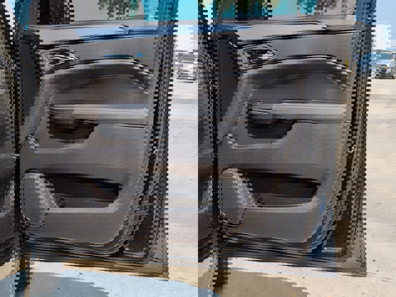 Used 2016 Cadillac SRX Performance w/ Midnight Edition Package image 21