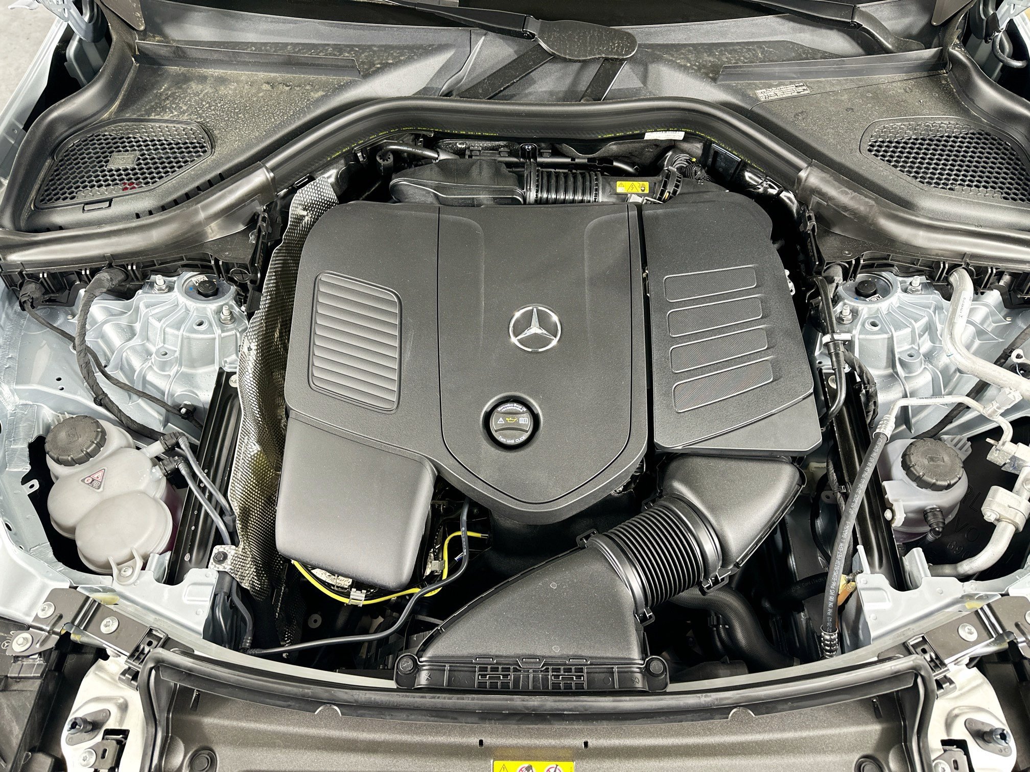 Used 2026 Mercedes-Benz GLC 300 4MATIC image 35
