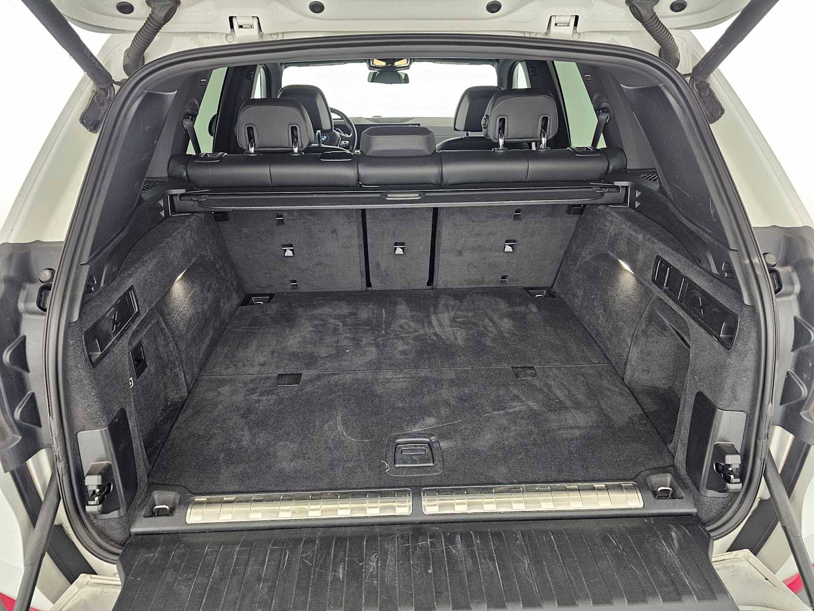 Used 2024 BMW X5 xDrive50e image 14