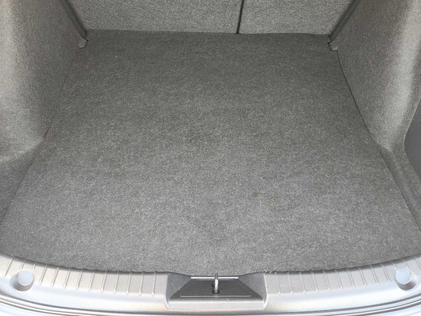 Used 2017 MAZDA MAZDA3 Sport w/ Preferred Equipment Package FWD image 31