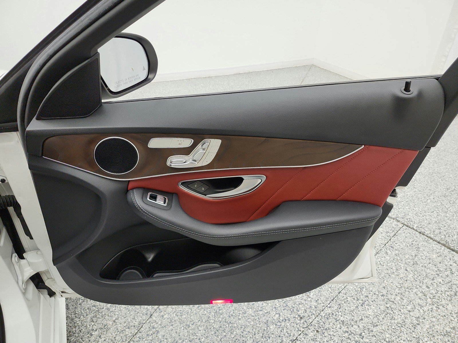Used 2018 Mercedes-Benz C 300 Sedan image 21