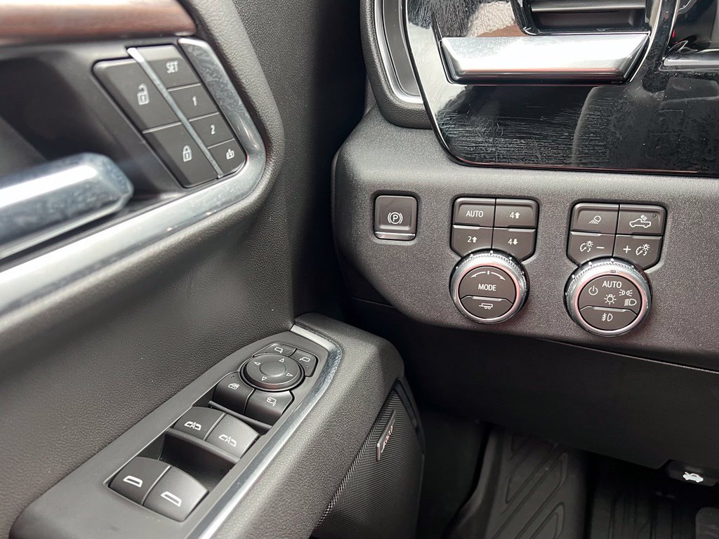 New 2026 GMC Sierra 1500 SLT w/ SLT Premium Plus Package AWD/4WD image 23