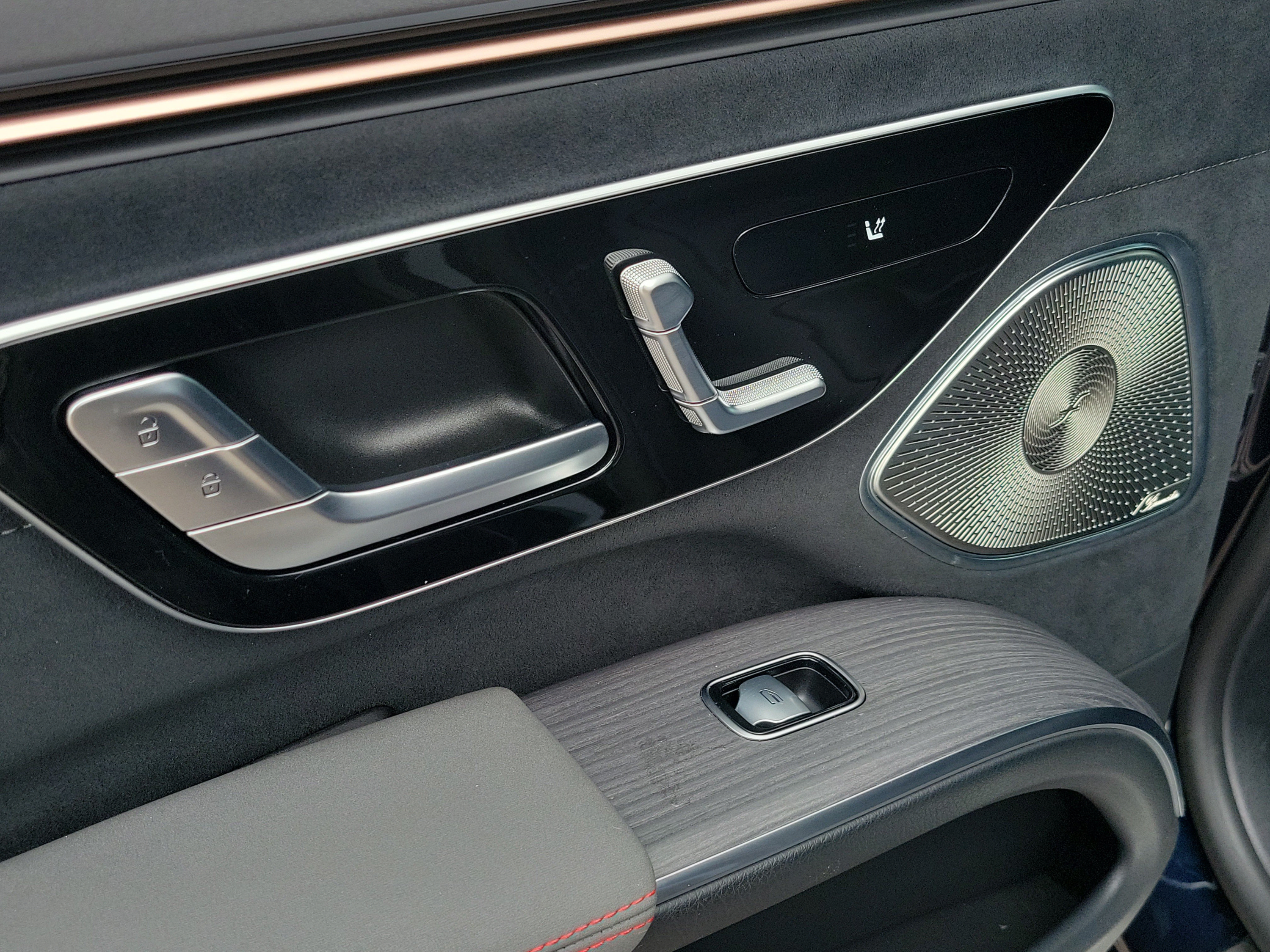 Certified 2024 Mercedes-Benz EQS 580 4MATIC Sedan image 8