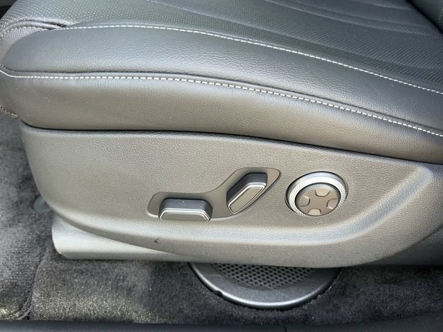 Used 2026 Genesis GV80 2.5T RWD image 22