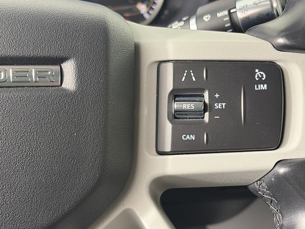 Used 2022 Land Rover Defender 110 image 18