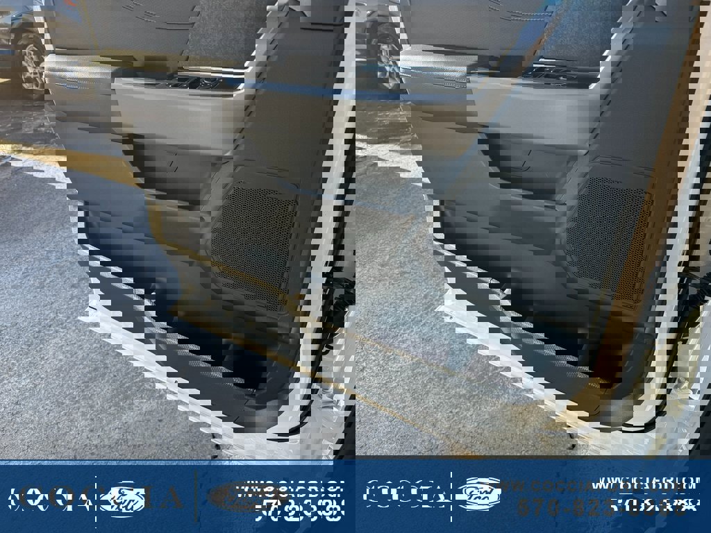 New 2025 Ford F150 XLT w/ Equipment Group 302A MID image 49