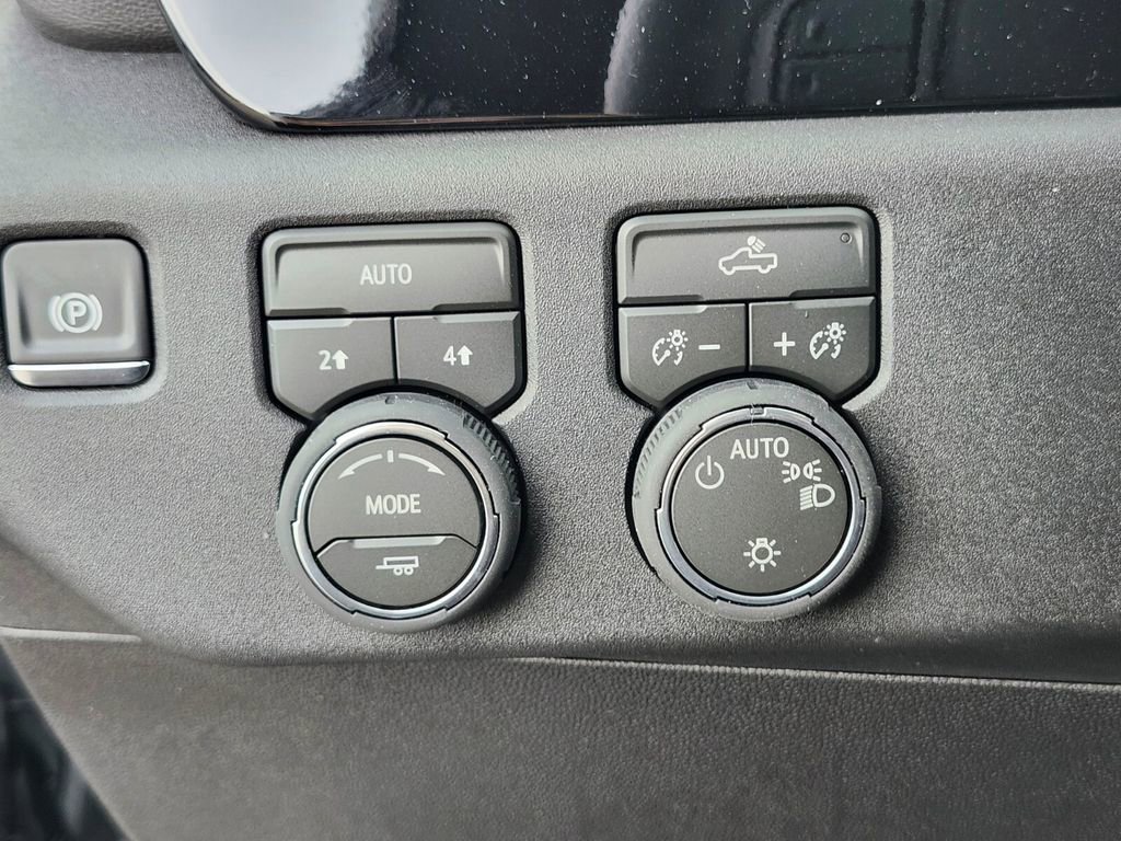 New 2026 Chevrolet Silverado 1500 LT w/ Protection Package AWD/4WD image 21