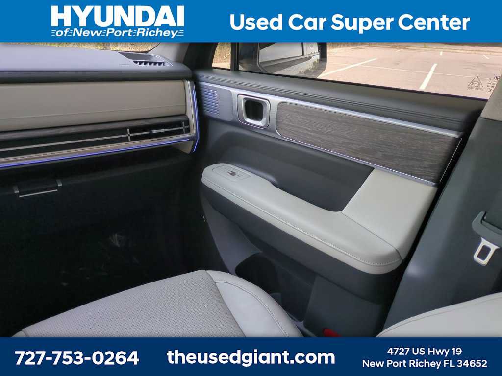 Certified 2025 Hyundai Santa Fe Limited FWD image 20