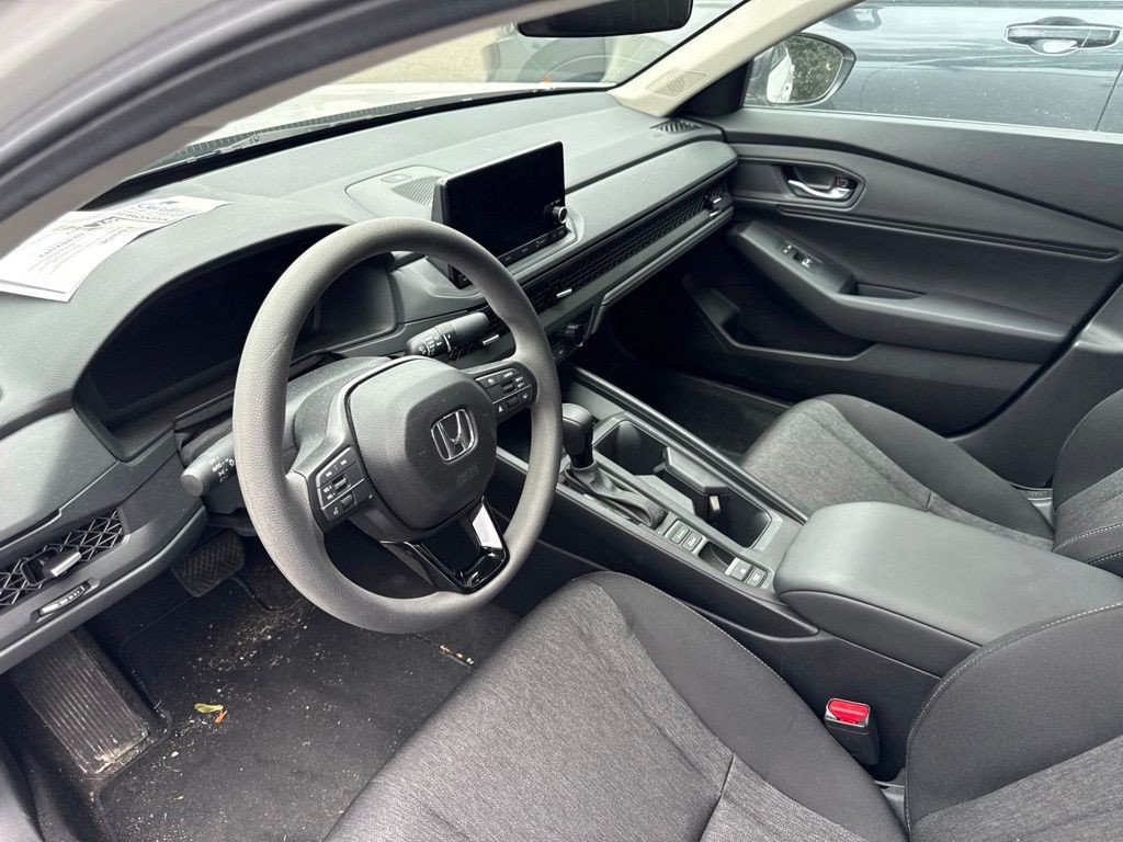 Certified 2025 Honda Accord SE image 11