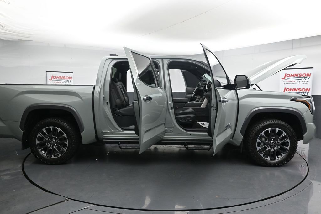 Used 2025 Toyota Tundra Limited image 45