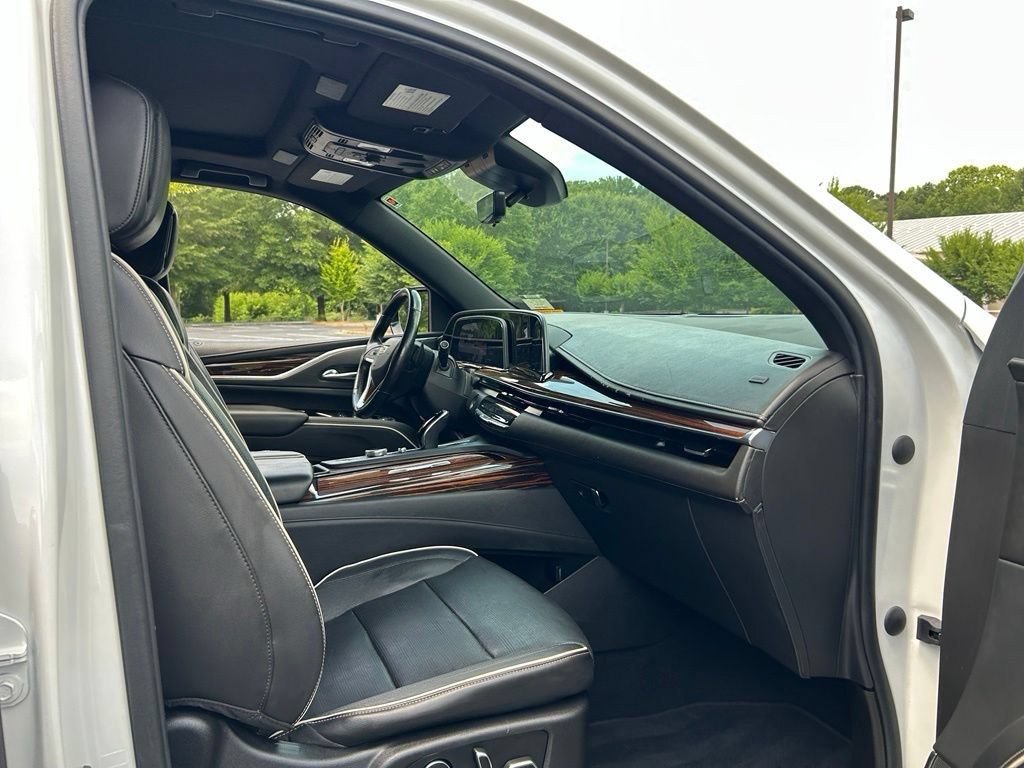Used 2021 Cadillac Escalade Premium Luxury w/ Driver Assist Tech Package AWD/4WD image 41