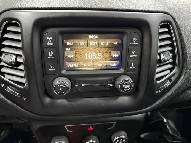 Used 2018 Jeep Compass Sport AWD/4WD image 17
