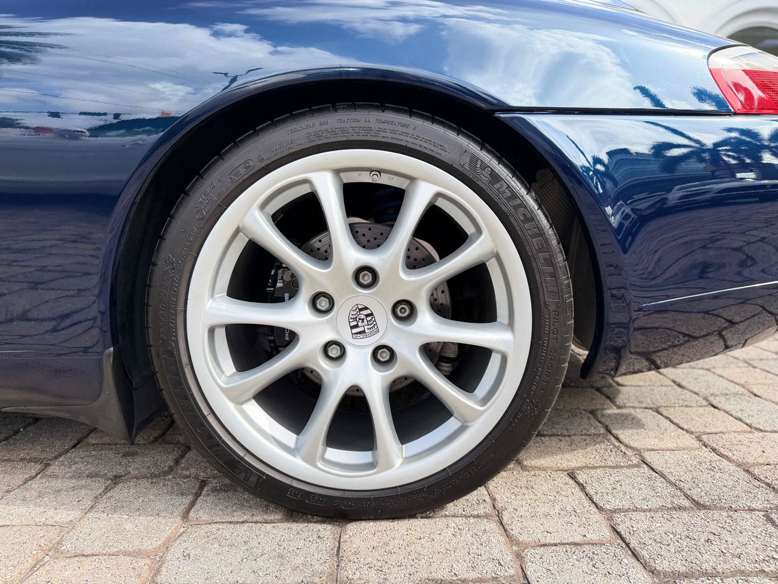 Used 2000 Porsche 911 Carrera RWD image 26
