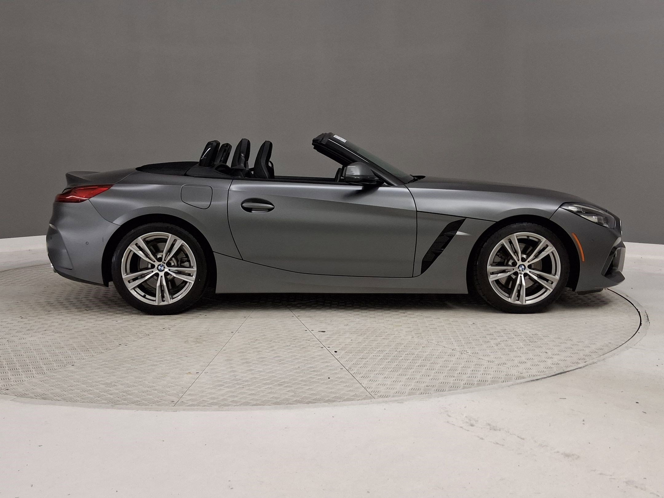 Used 2019 BMW Z4 sDrive30i w/ M Sport Package RWD image 6