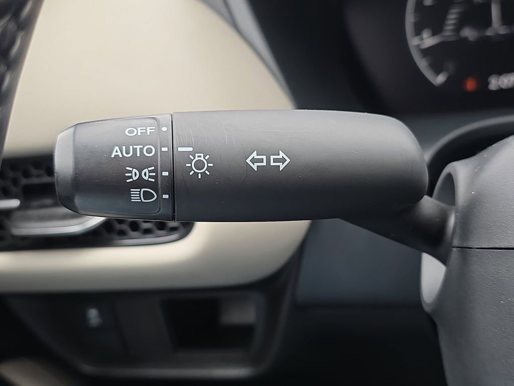 Used 2025 Honda HR-V EX-L image 28