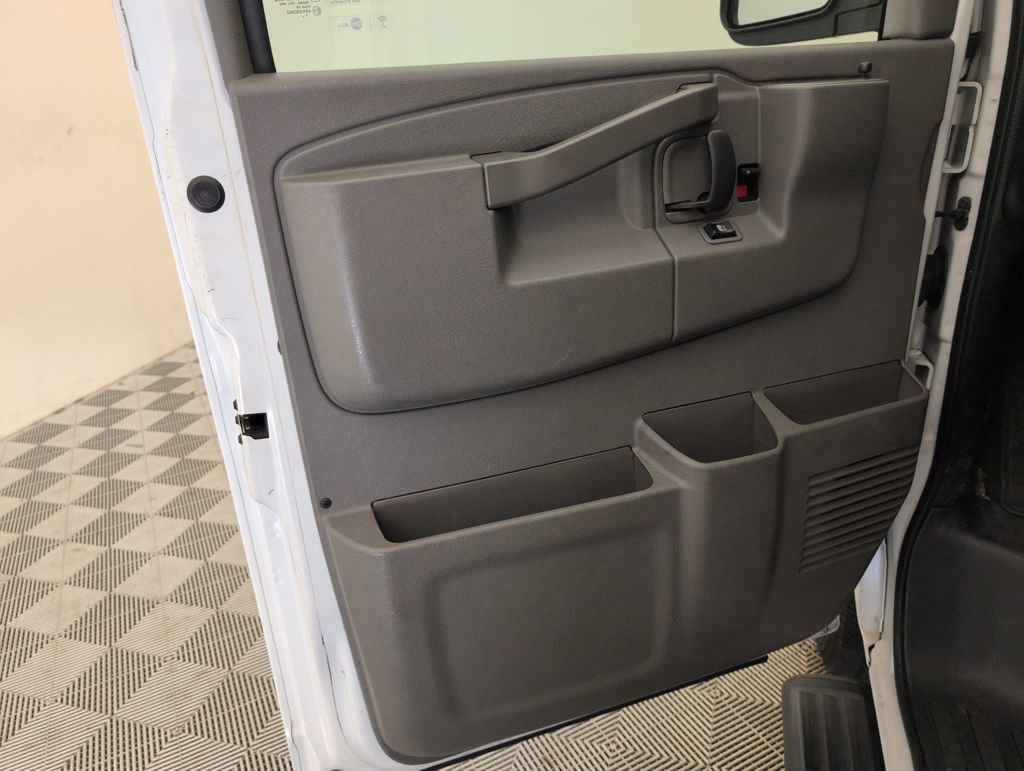 Used 2018 Chevrolet Express 3500 LT w/ LT Preferred Equipment Group image 36