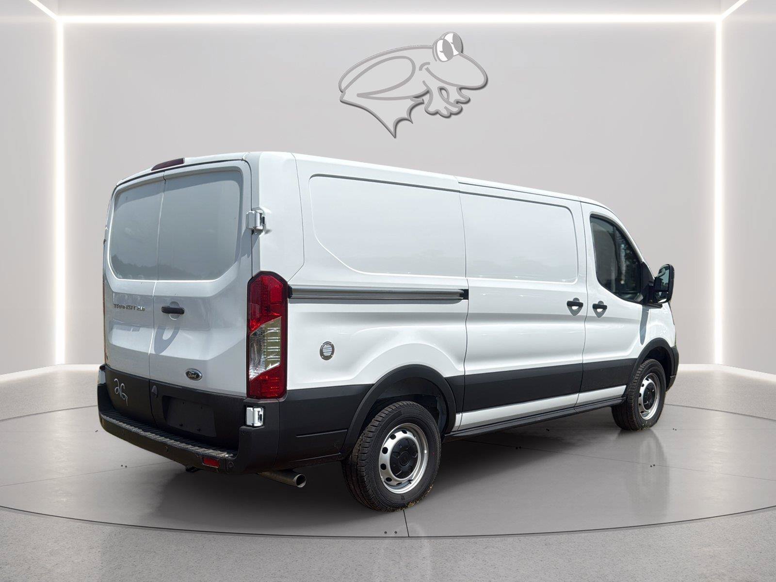 New 2025 Ford Transit 250 Low Roof RWD image 5