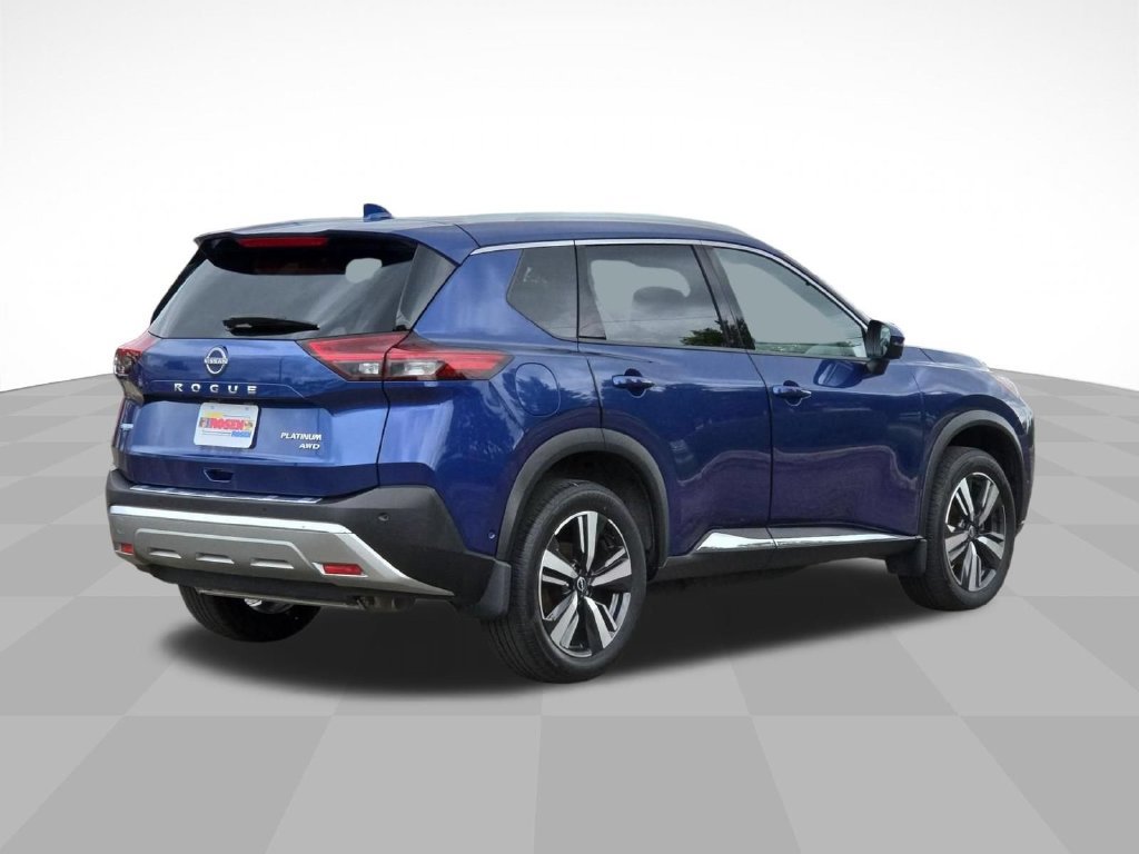 Used 2023 Nissan Rogue Platinum AWD/4WD image 3
