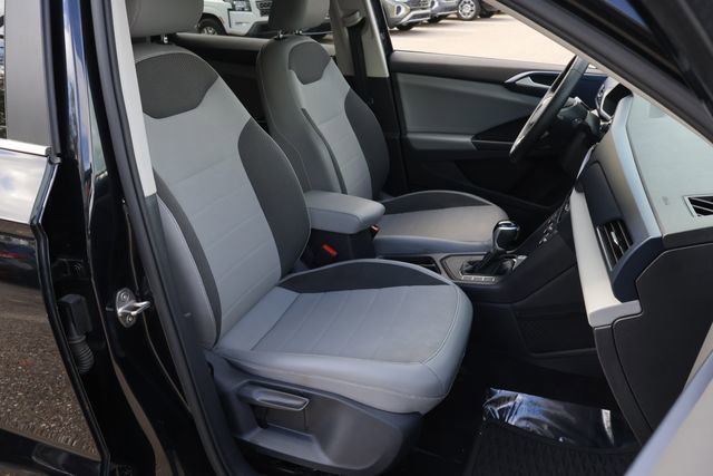 Certified 2022 Volkswagen Taos SE image 18
