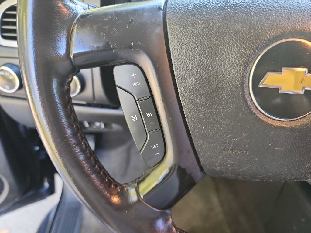 Used 2010 Chevrolet Suburban 2500 LS w/ Skid Plate Package image 18