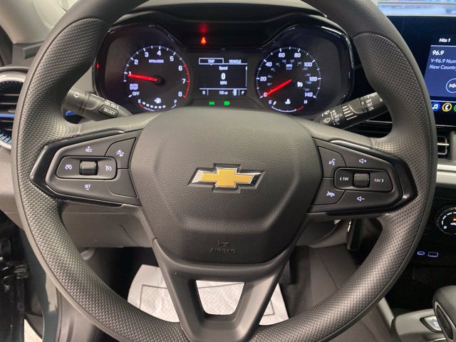 New 2026 Chevrolet Trax LS w/ LS Convenience Package FWD image 13