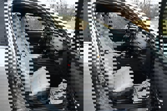 Used 2023 Lexus UX 250h Premium image 19