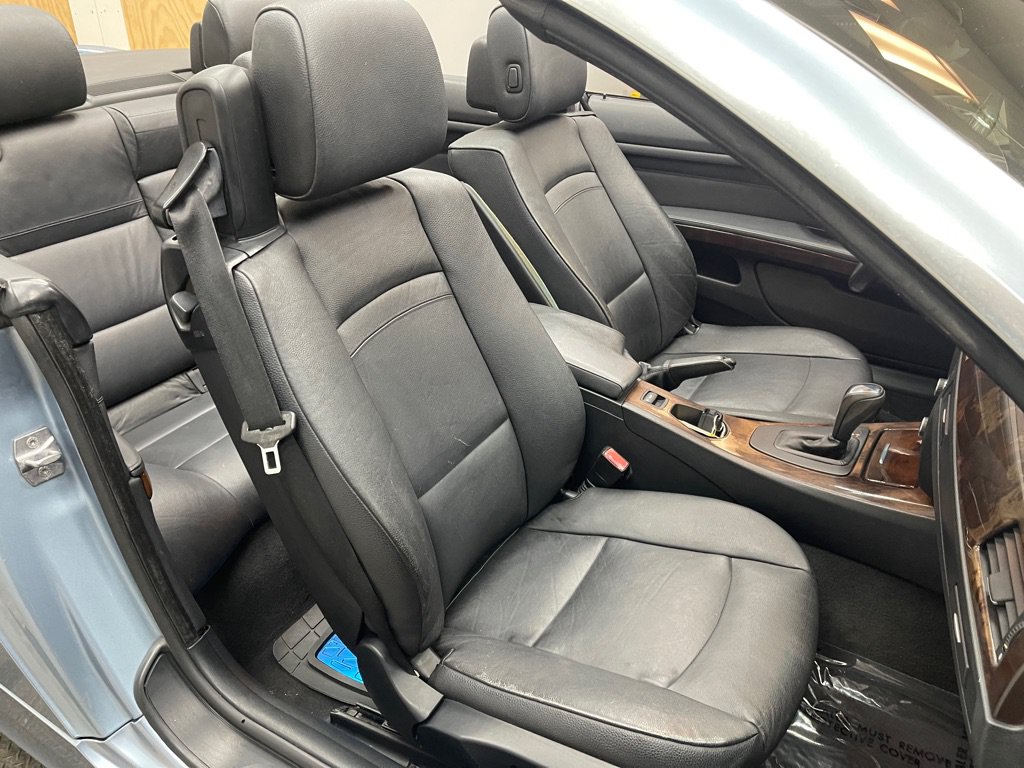 Used 2013 BMW 328i Convertible RWD image 17