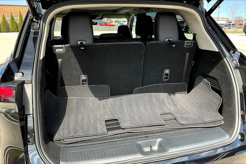 Certified 2026 INFINITI QX60 Luxe w/ Cargo Package image 34