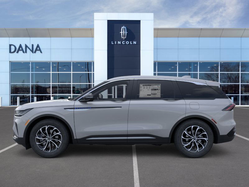 New 2026 Lincoln Nautilus Premier AWD/4WD image 3