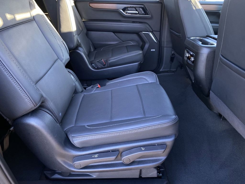 Certified 2025 GMC Yukon XL Denali image 43