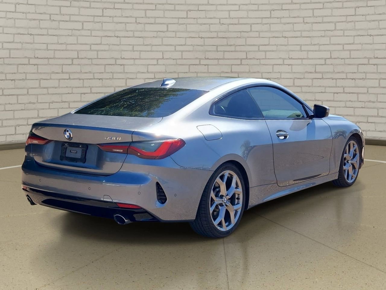 Used 2021 BMW 430i Coupe w/ Parking Assistance Package RWD image 5