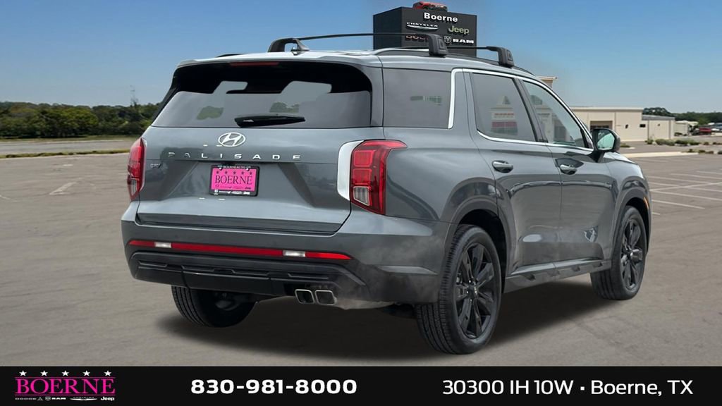 Used 2025 Hyundai Palisade XRT FWD image 3