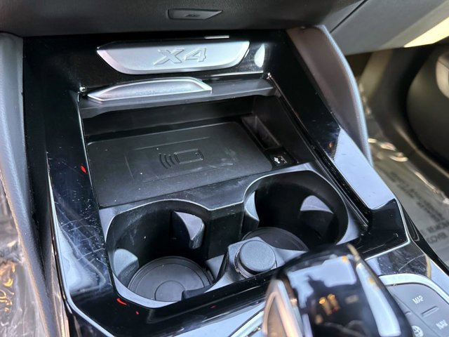 Used 2025 BMW X4 xDrive30i image 30