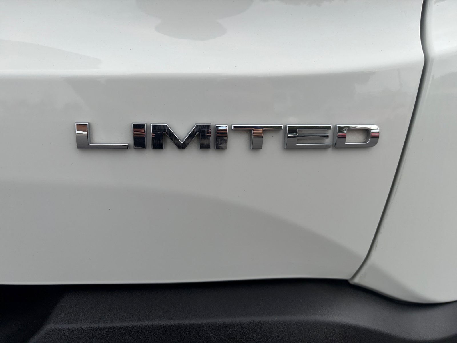 Used 2019 Jeep Renegade Limited AWD/4WD image 30