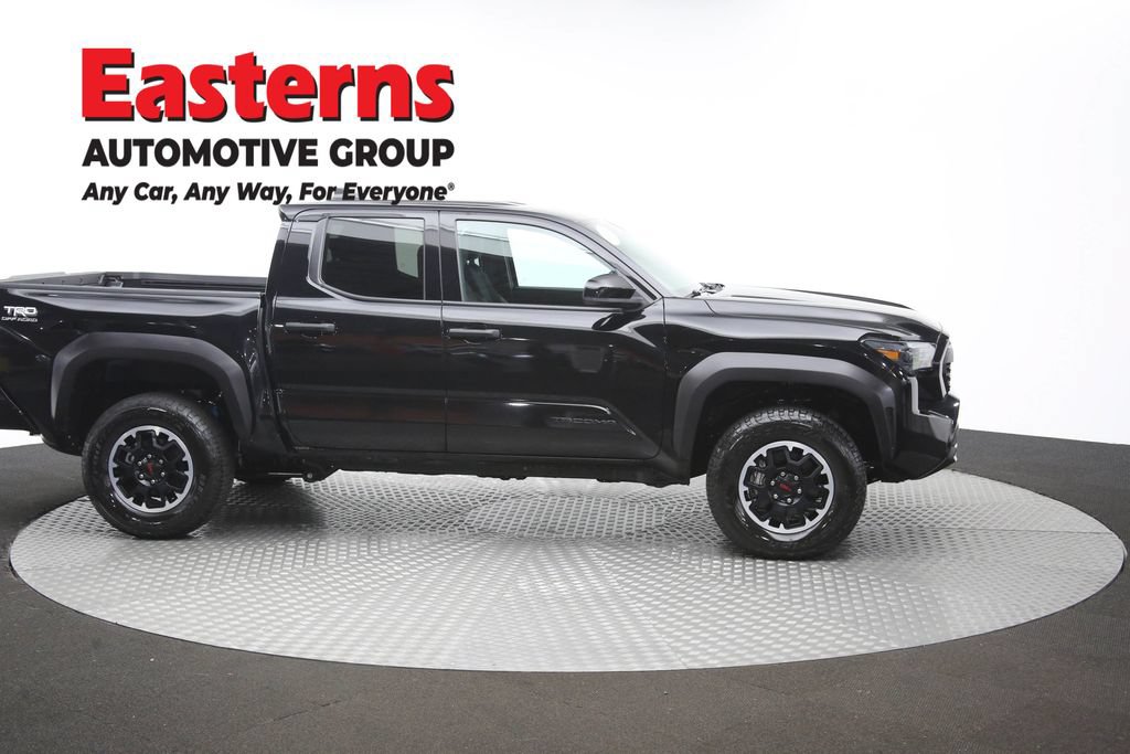 Used 2025 Toyota Tacoma TRD Off-Road AWD/4WD image 44