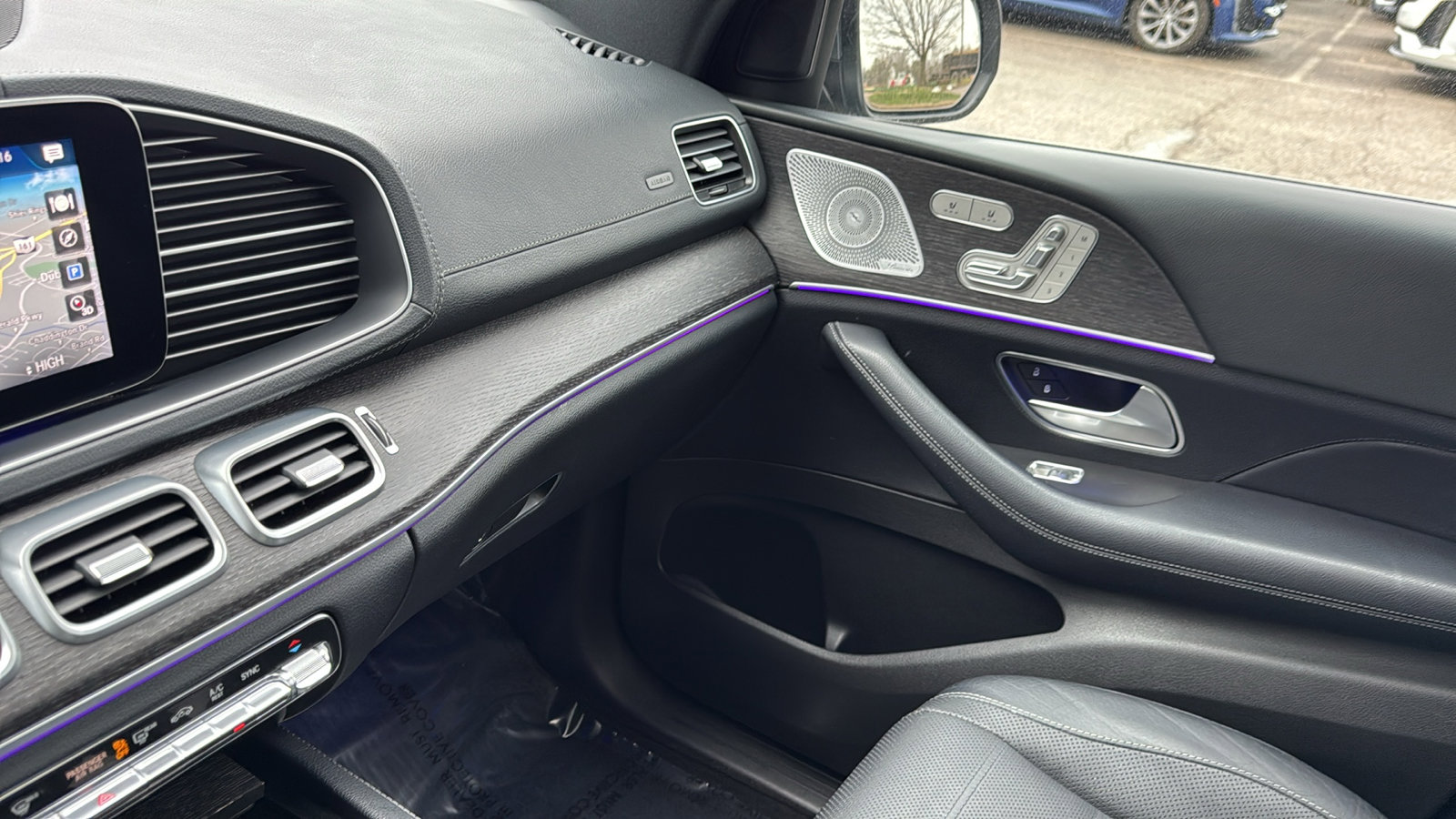 Used 2020 Mercedes-Benz GLS 450 4MATIC image 24