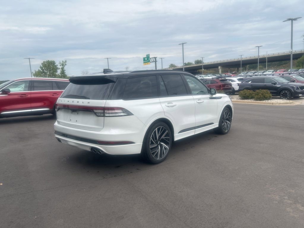 New 2025 Lincoln Aviator Black Label w/ Black Label Special Edition image 5