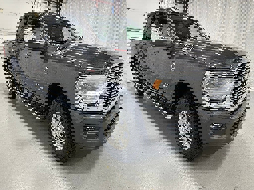 Used 2024 RAM 2500 Laramie image 1