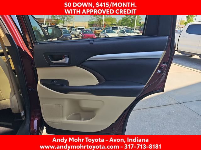 Used 2017 Toyota Highlander XLE AWD/4WD image 36