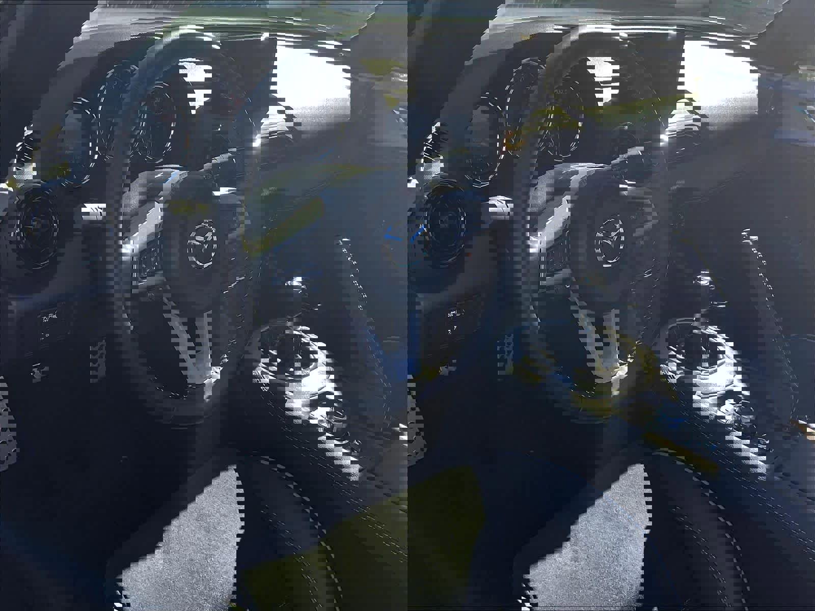 Used 2024 MAZDA MX-5 Miata RF Club w/ Interior Package image 15