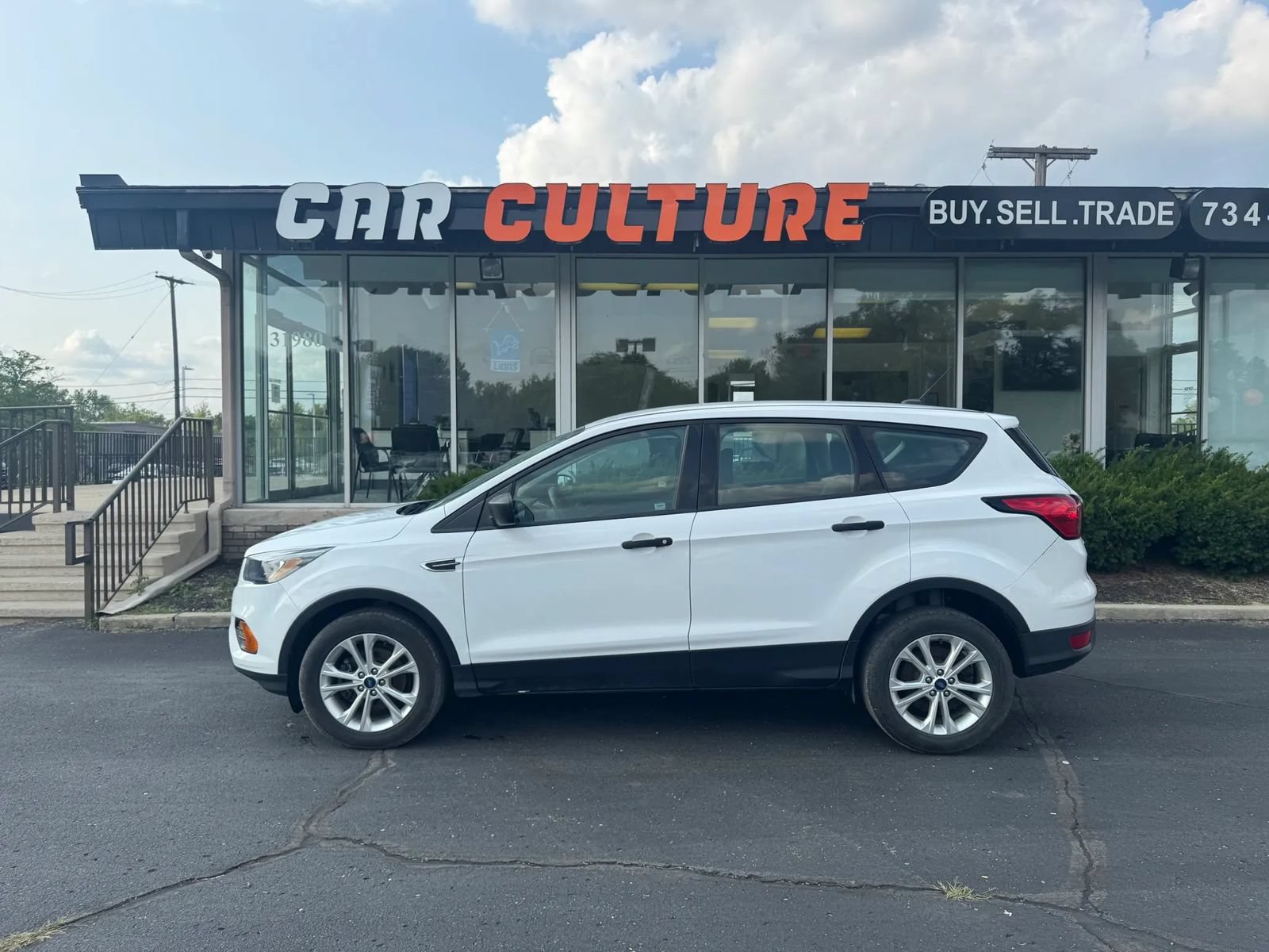 Used 2019 Ford Escape S FWD image 2