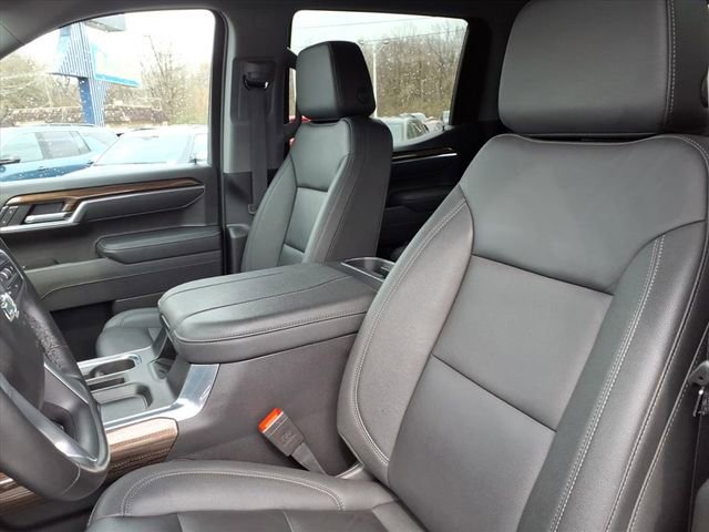 Used 2025 Chevrolet Silverado 1500 LT Trail Boss w/ Convenience Package II image 7